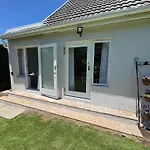 Grace Suite - Charming 1 Bed Suite With Solar