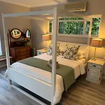 Grace Suite - Charming 1 Bed Suite With Solar